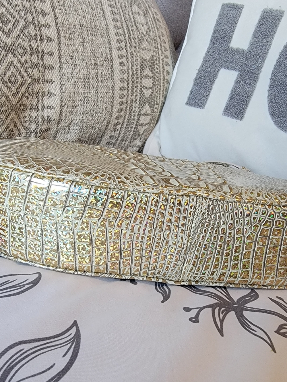 Brahmin Shayna Hologram Melbourne Shoulder/Crossbody Bag NWT - Picture 4 of 7